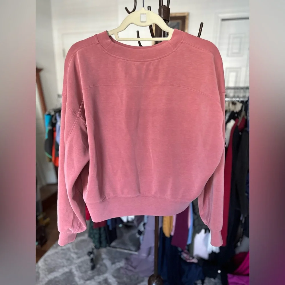 Lululemon Perfectly Oversized Cropped Crew *Softstreme
Brier Rose size 6 - Picture 6 of 9
